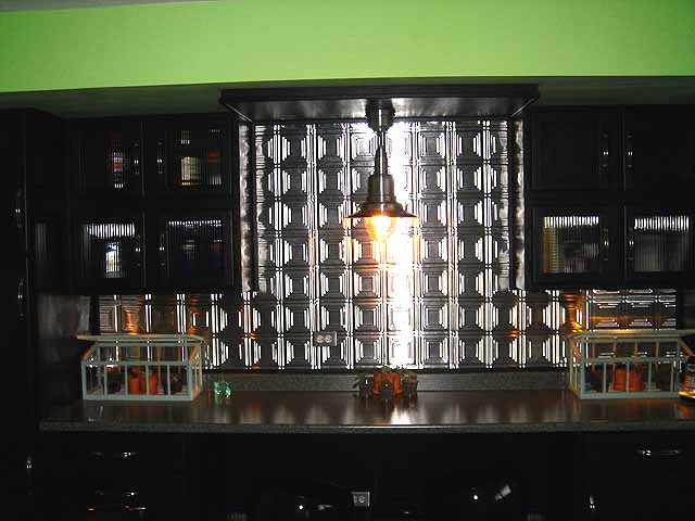 0601-times-squares-backsplash-tiles-clear-coated-aluminum.jpg