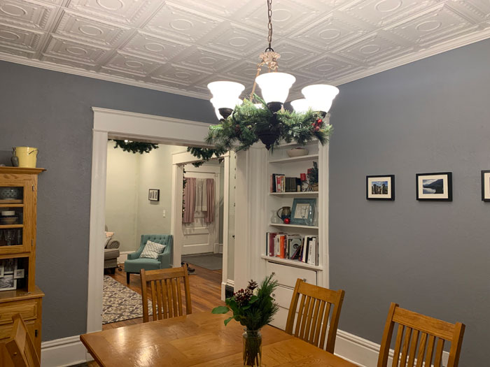How to Paint Ceiling Tiles