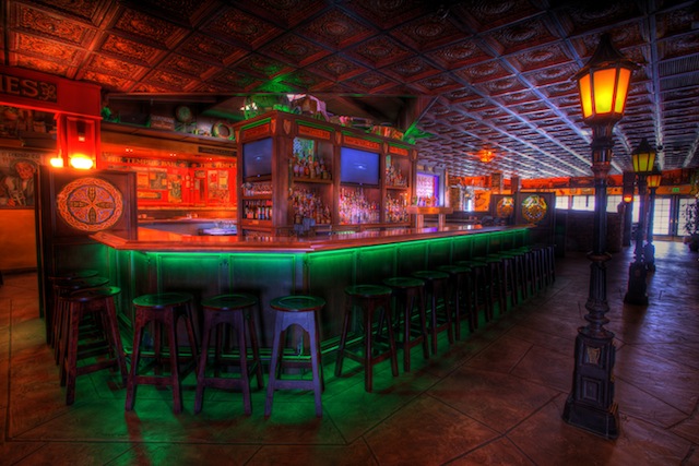 Brendan's Irish Bar and Pub is a beautifully done place.  They have used our Faux Tin Ceiling Tiles VC02 Rosewood Antique Copper.