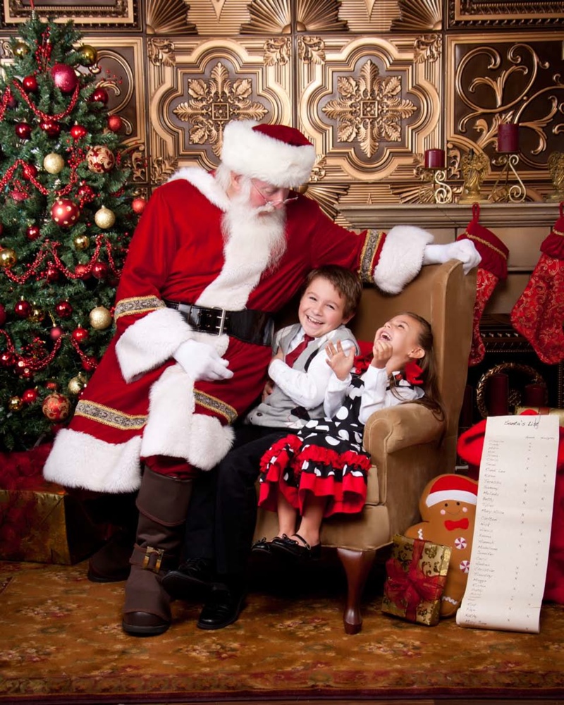 Christmas backdrop that was so popular that they had to book an extra day.