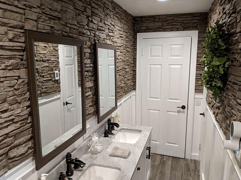 Lightning Ridge Faux Stone Panel – Biscotti Tan Lightning Ridge Faux Stone Panel – Biscotti Tan